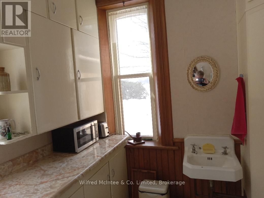 37547 GLENS HILL ROAD Image 17