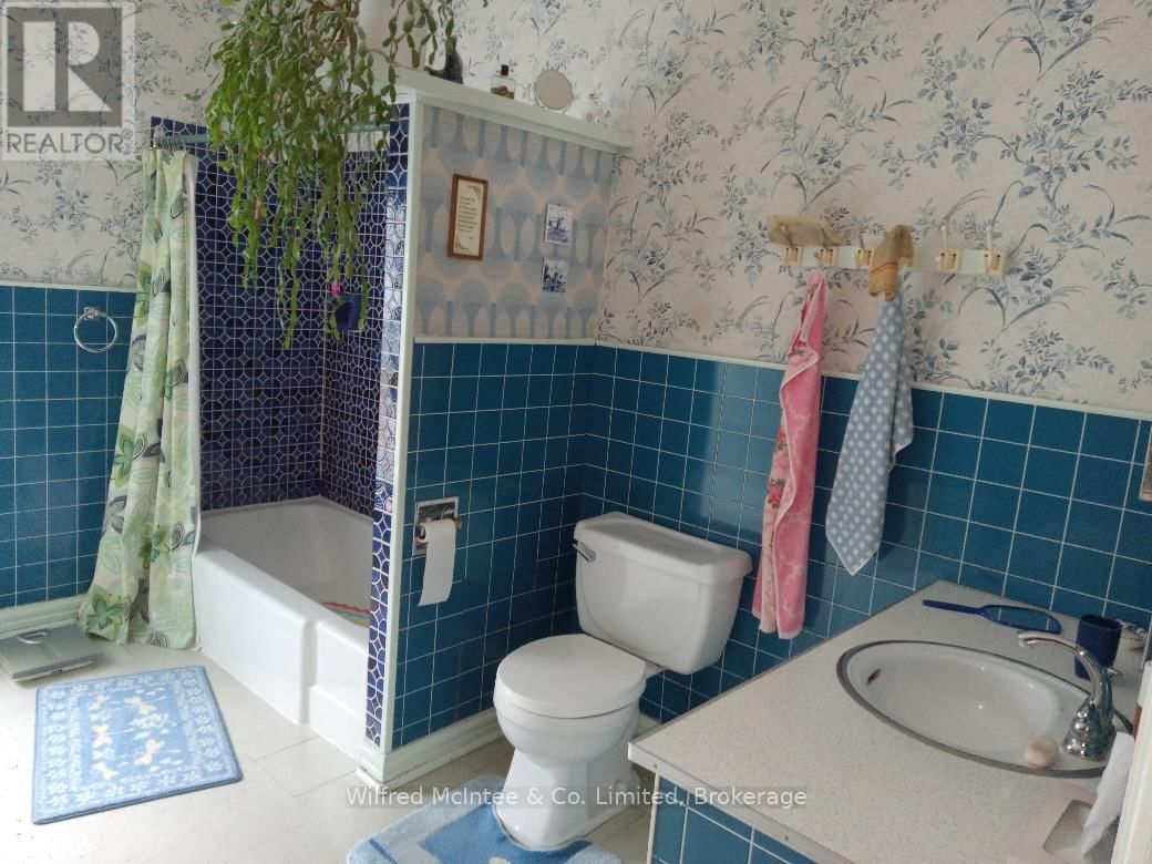 37547 GLENS HILL ROAD Image 21