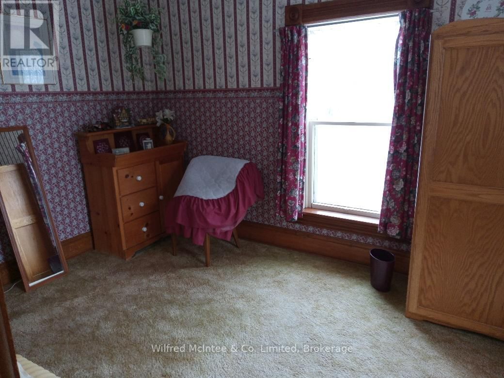 37547 GLENS HILL ROAD Image 25