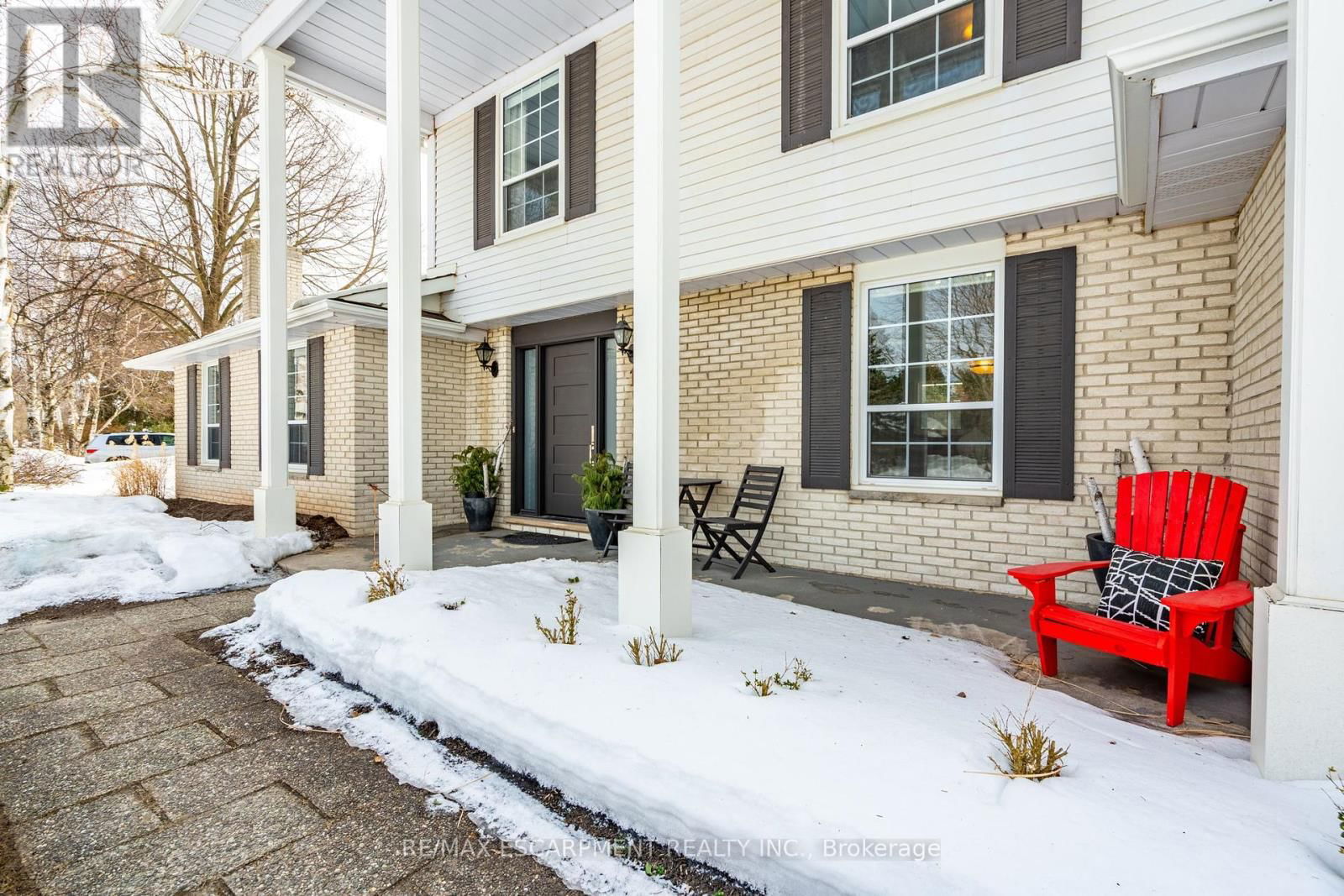 1 ACREDALE DRIVE Image 4