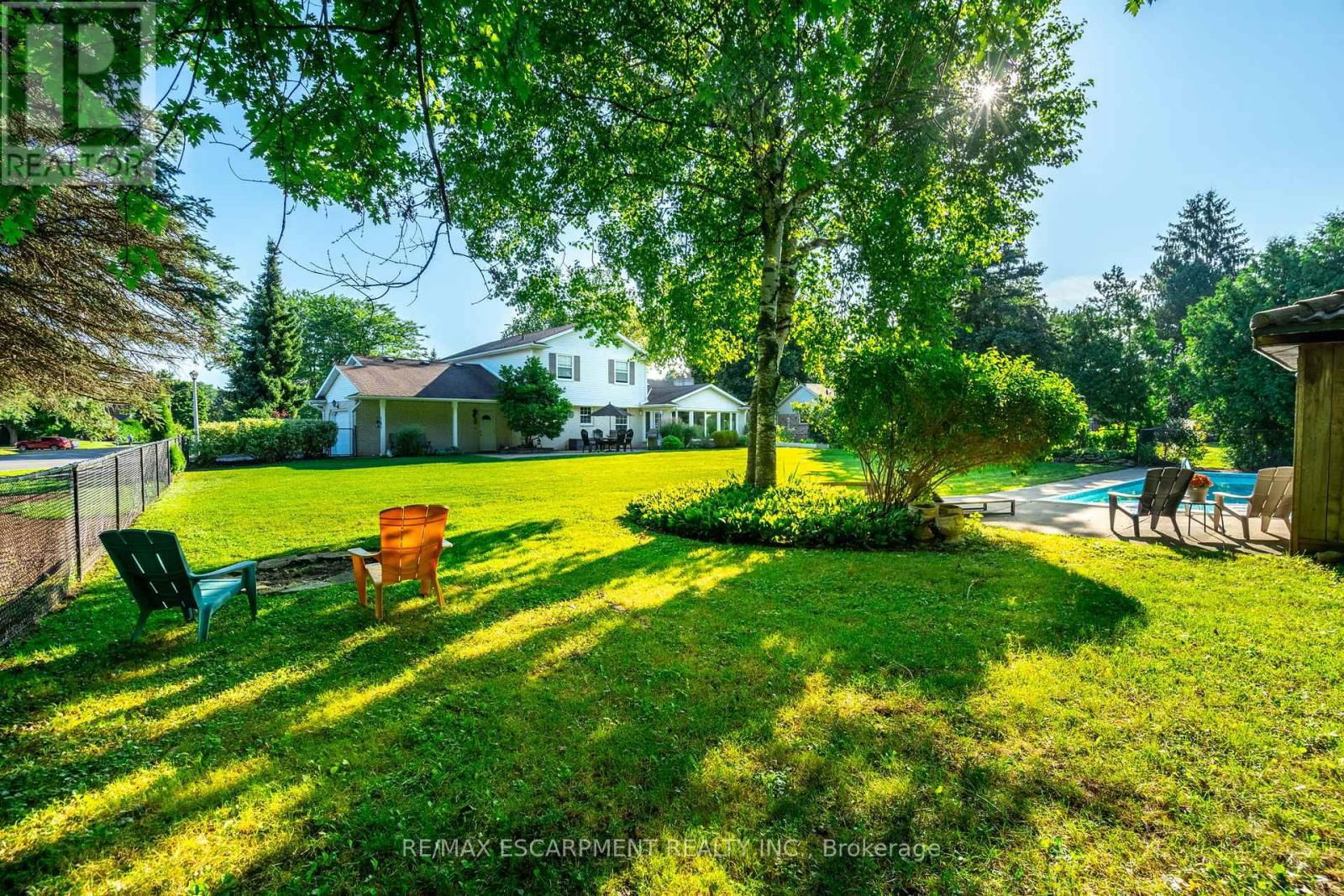 1 ACREDALE DRIVE Image 40