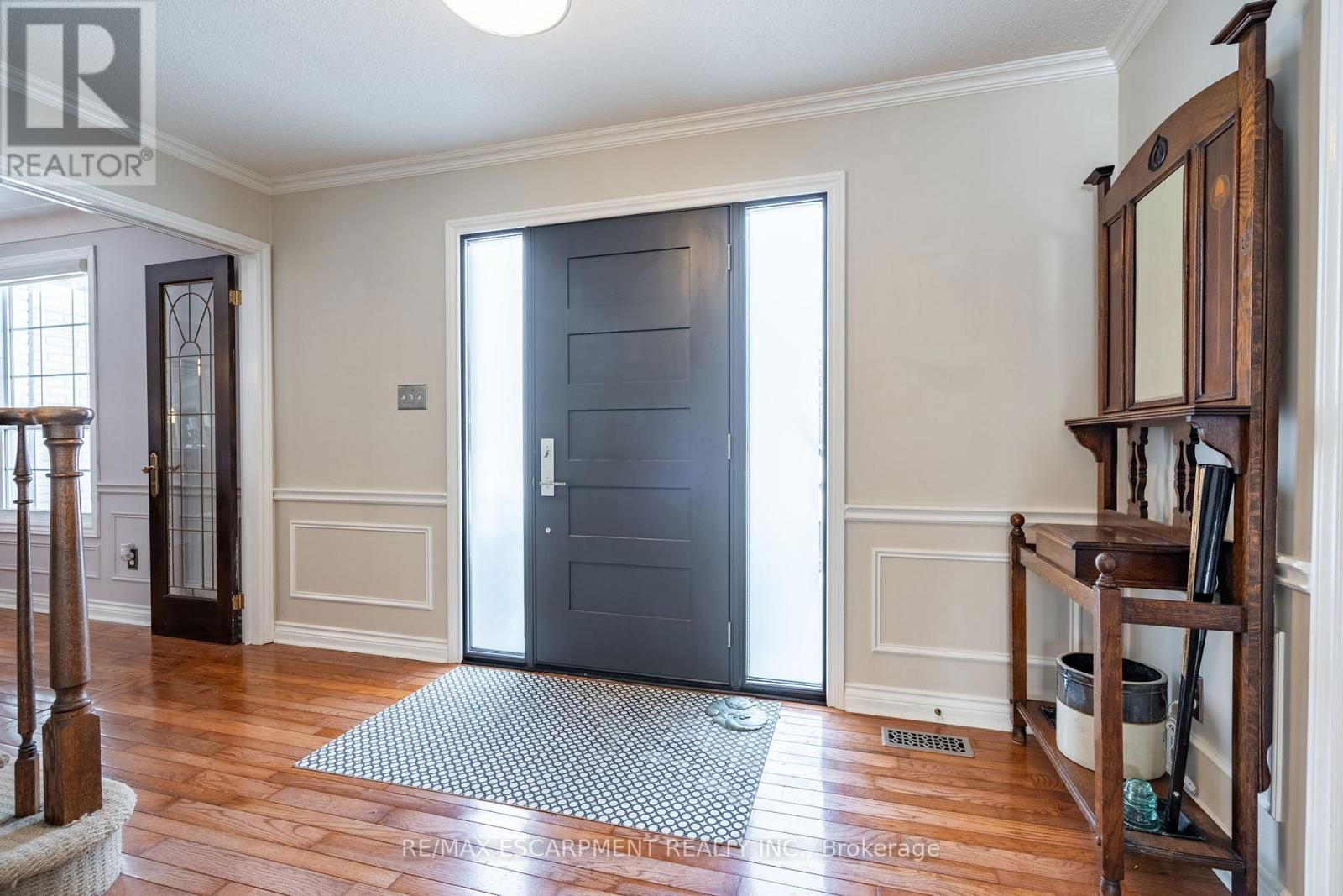 1 ACREDALE DRIVE Image 5