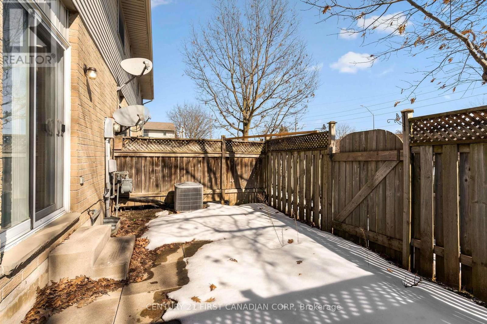 21 - 25 ERICA CRESCENT Image 36