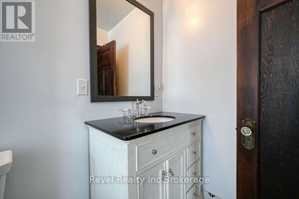 495 GEORGE STREET Image 22