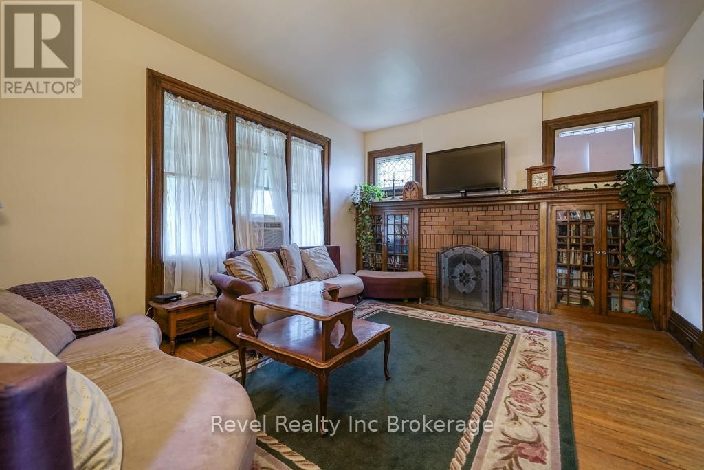 495 GEORGE STREET Image 8