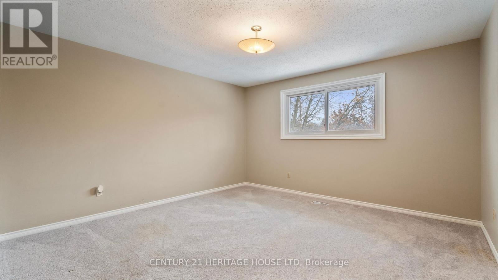 195 PARIS ROAD Image 15