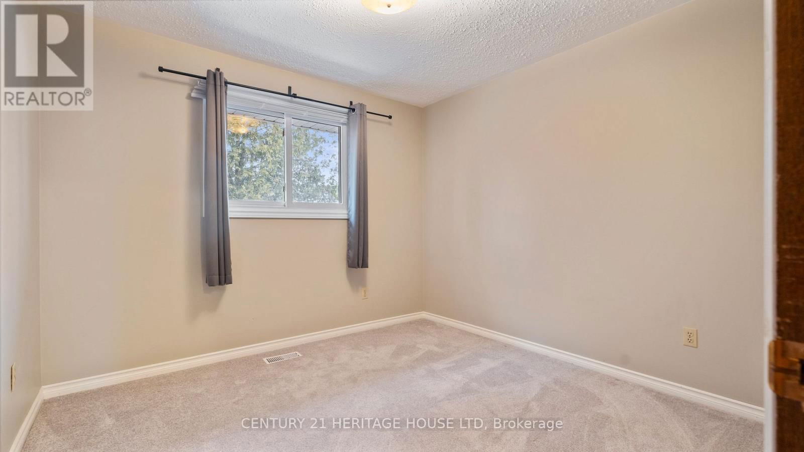 195 PARIS ROAD Image 17