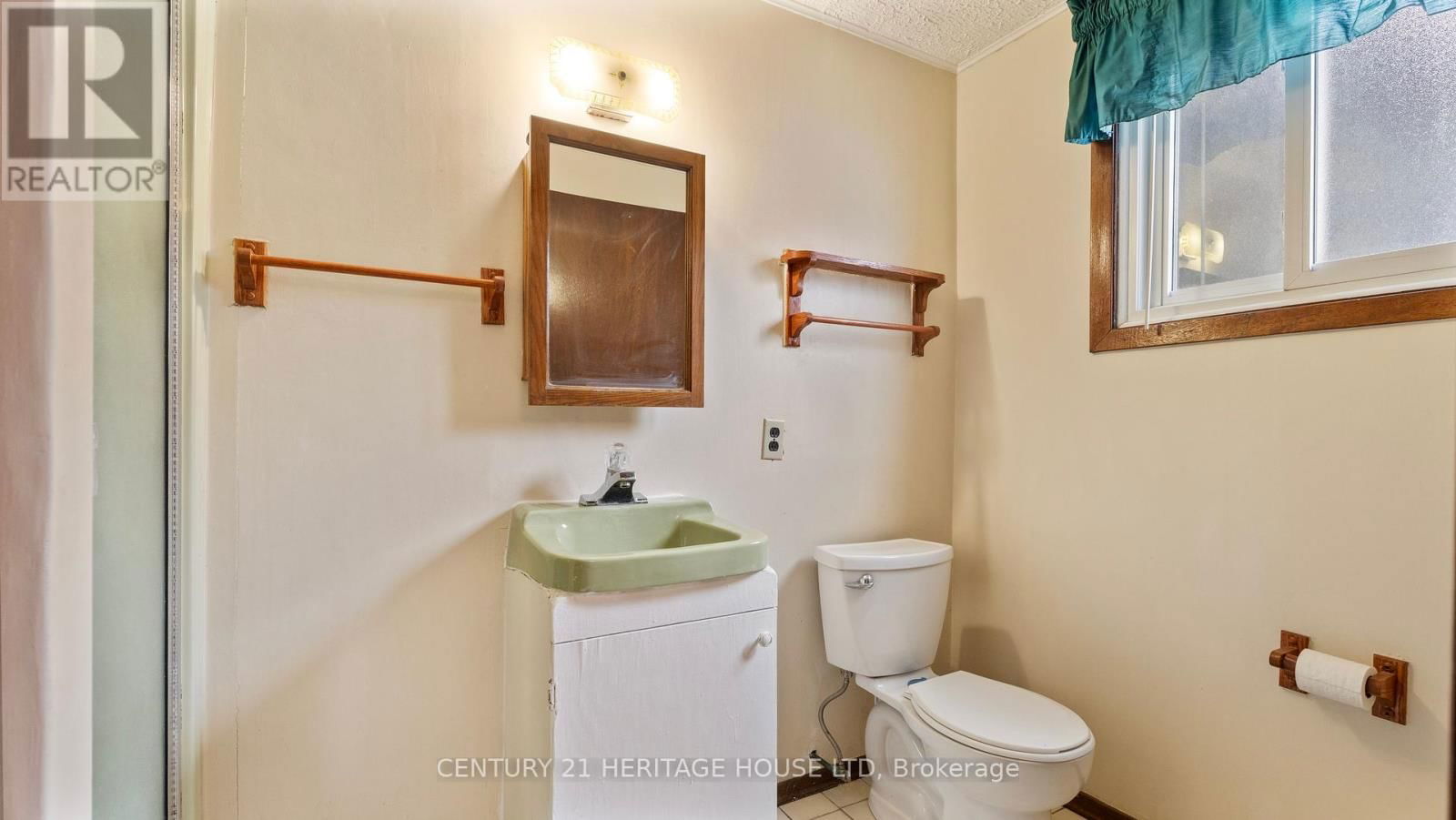 195 PARIS ROAD Image 23