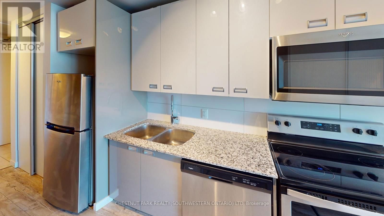 406 - 257 HEMLOCK STREET Image 14