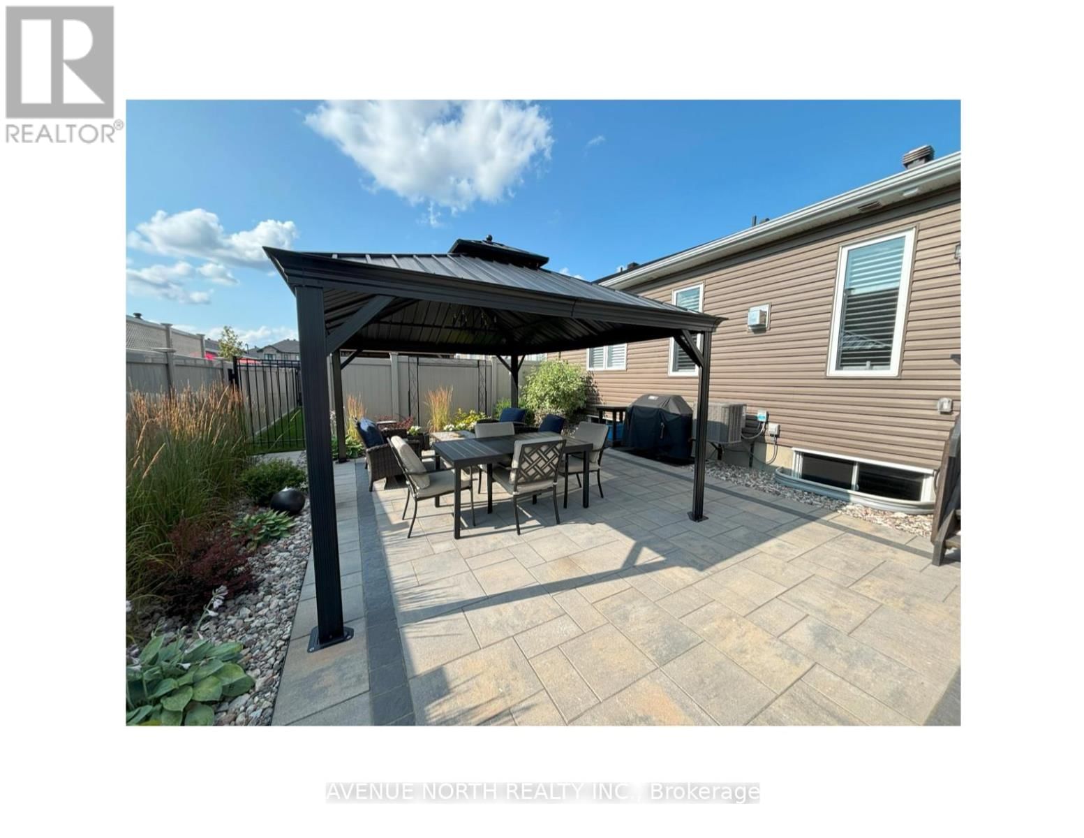 742 COAST CIRCLE Image 27