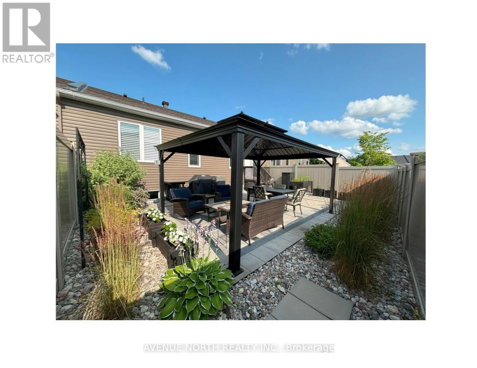 742 COAST CIRCLE Image 29