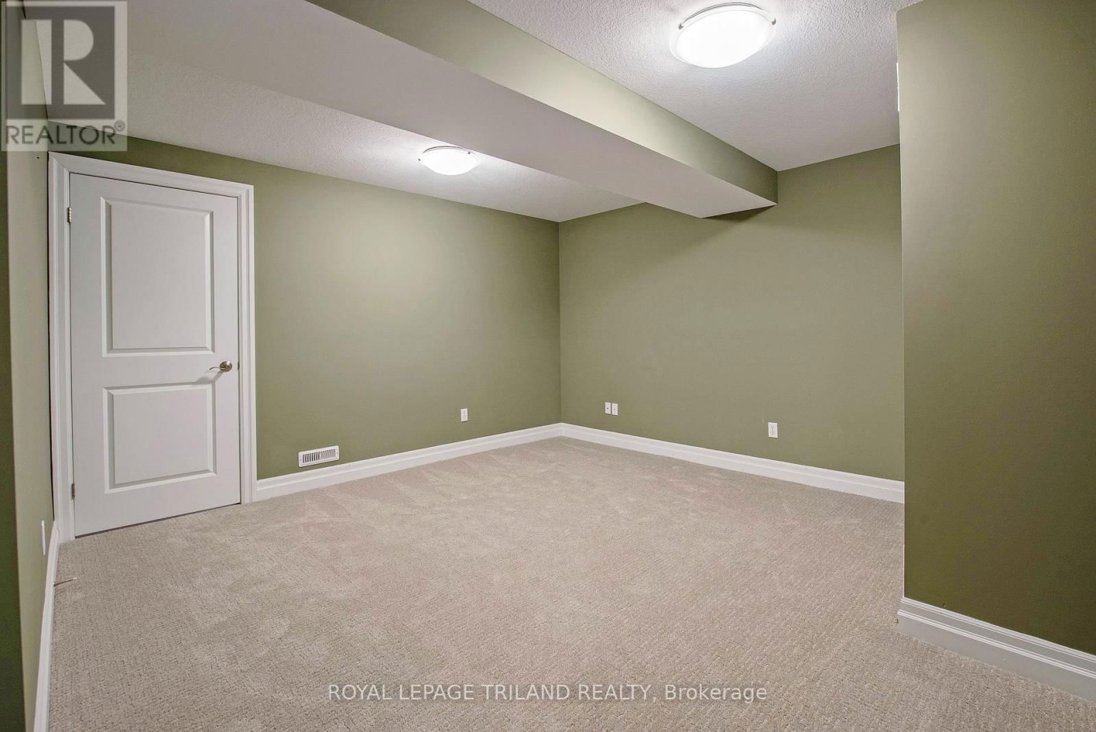 9 - 1571 CORONATION DRIVE Image 33