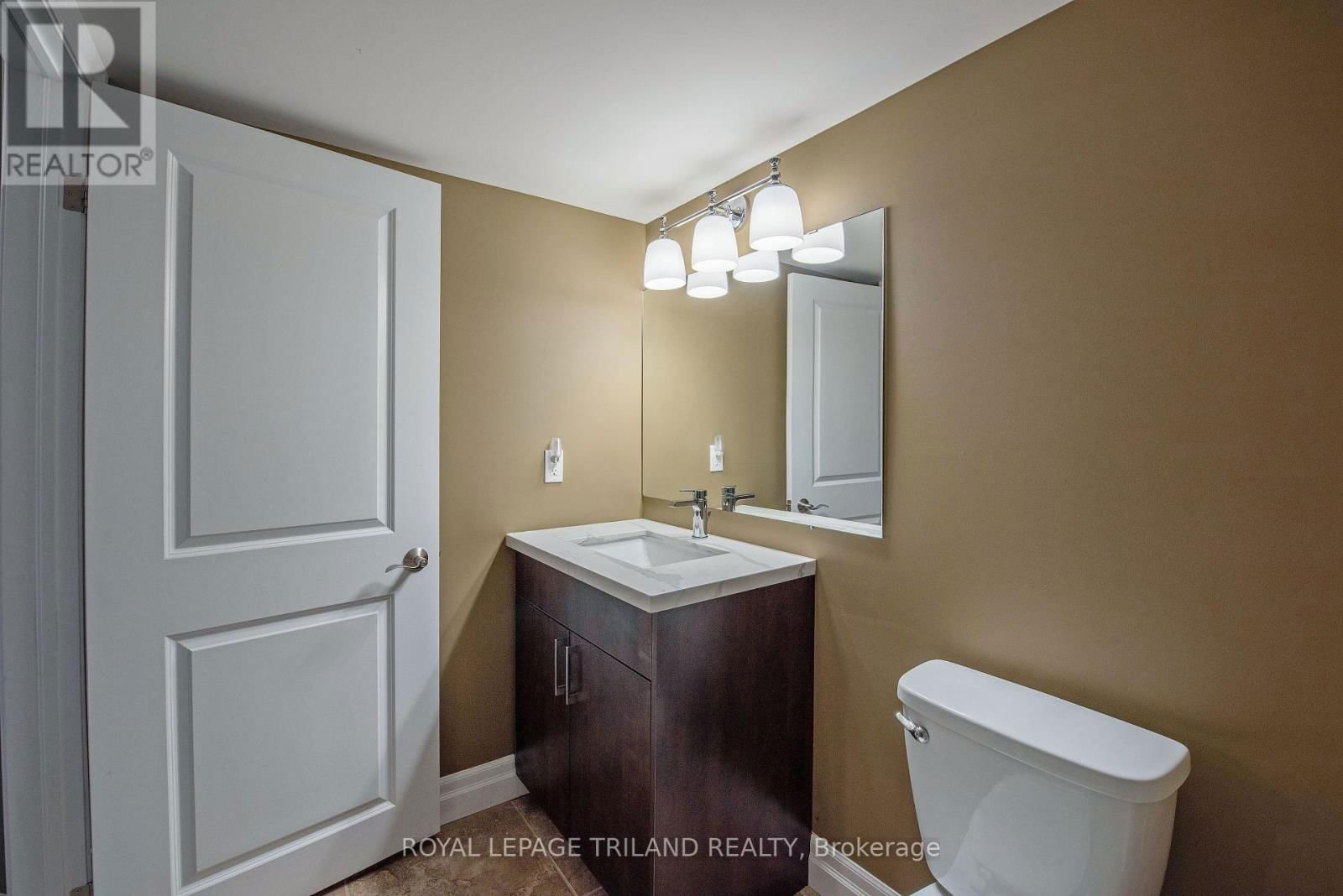 9 - 1571 CORONATION DRIVE Image 36