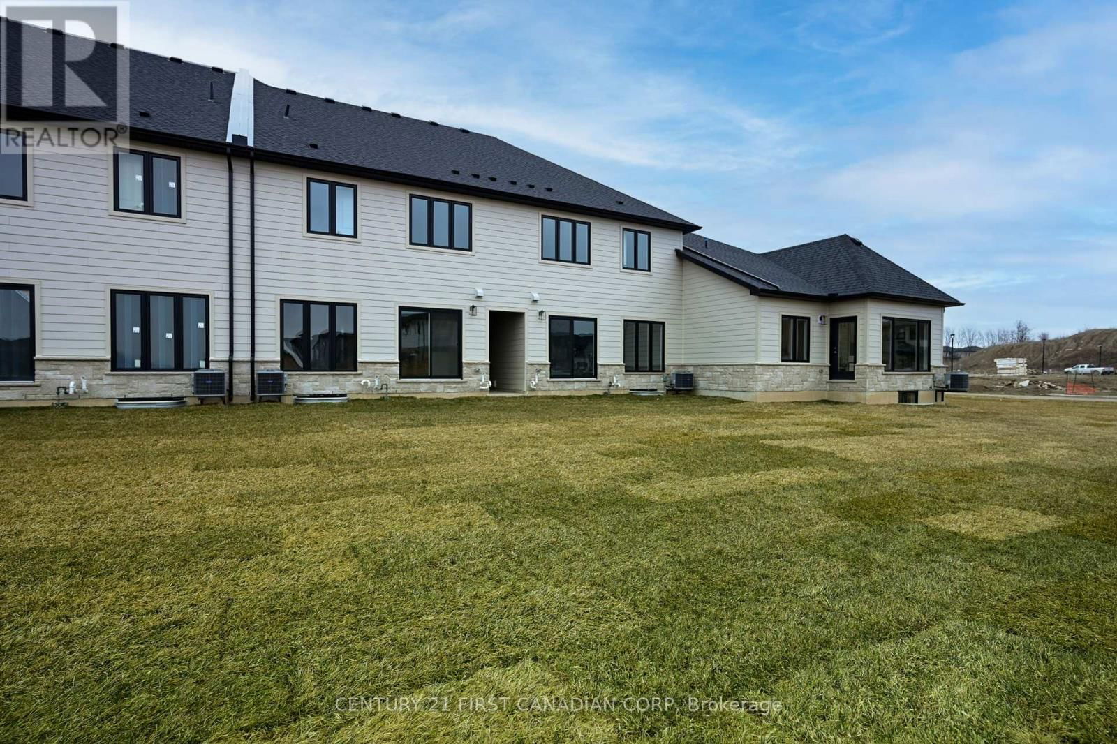 6686 HAYWARD DRIVE Image 25
