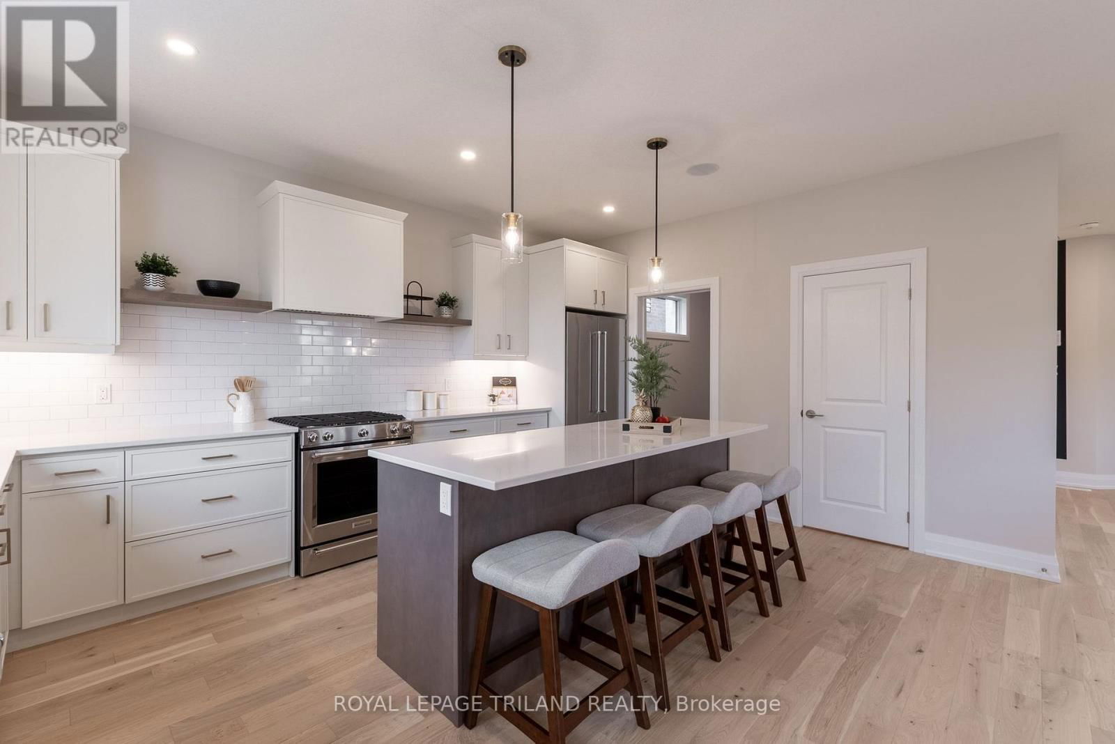 43 ALLISTER DRIVE Image 15