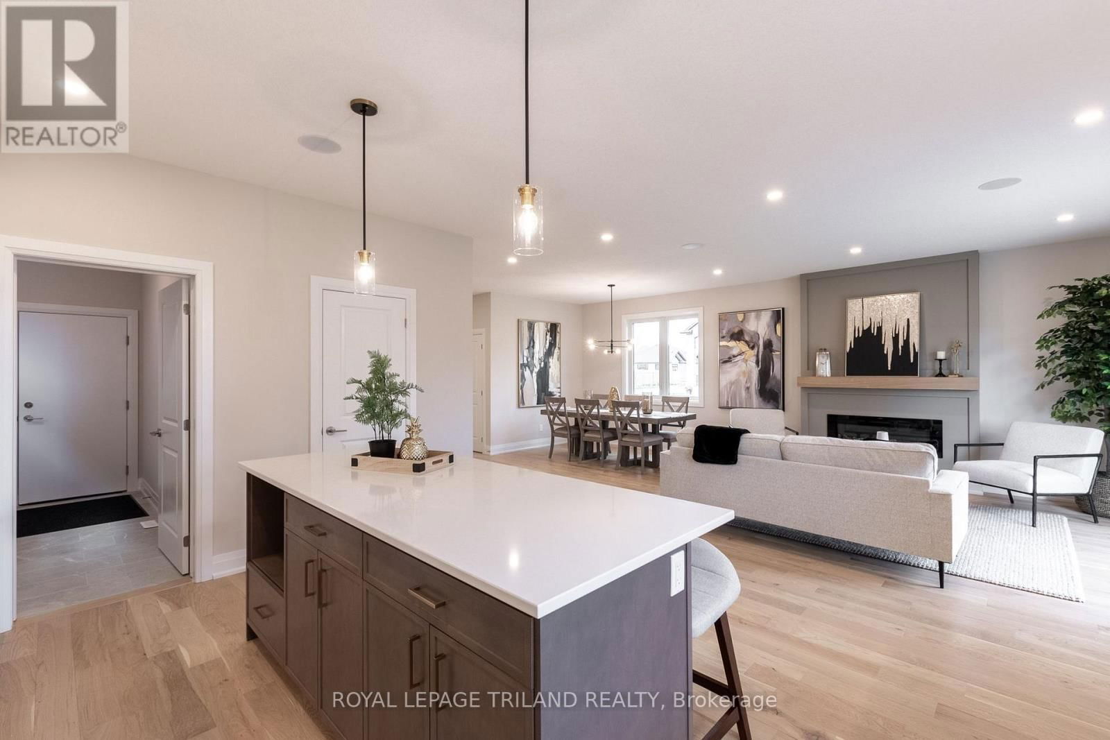 43 ALLISTER DRIVE Image 16