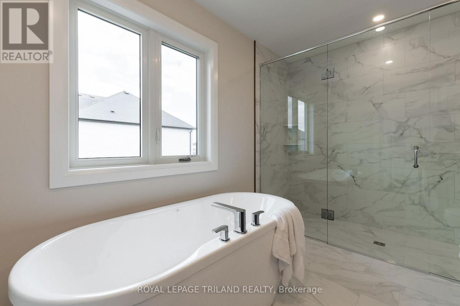 43 ALLISTER DRIVE Image 23