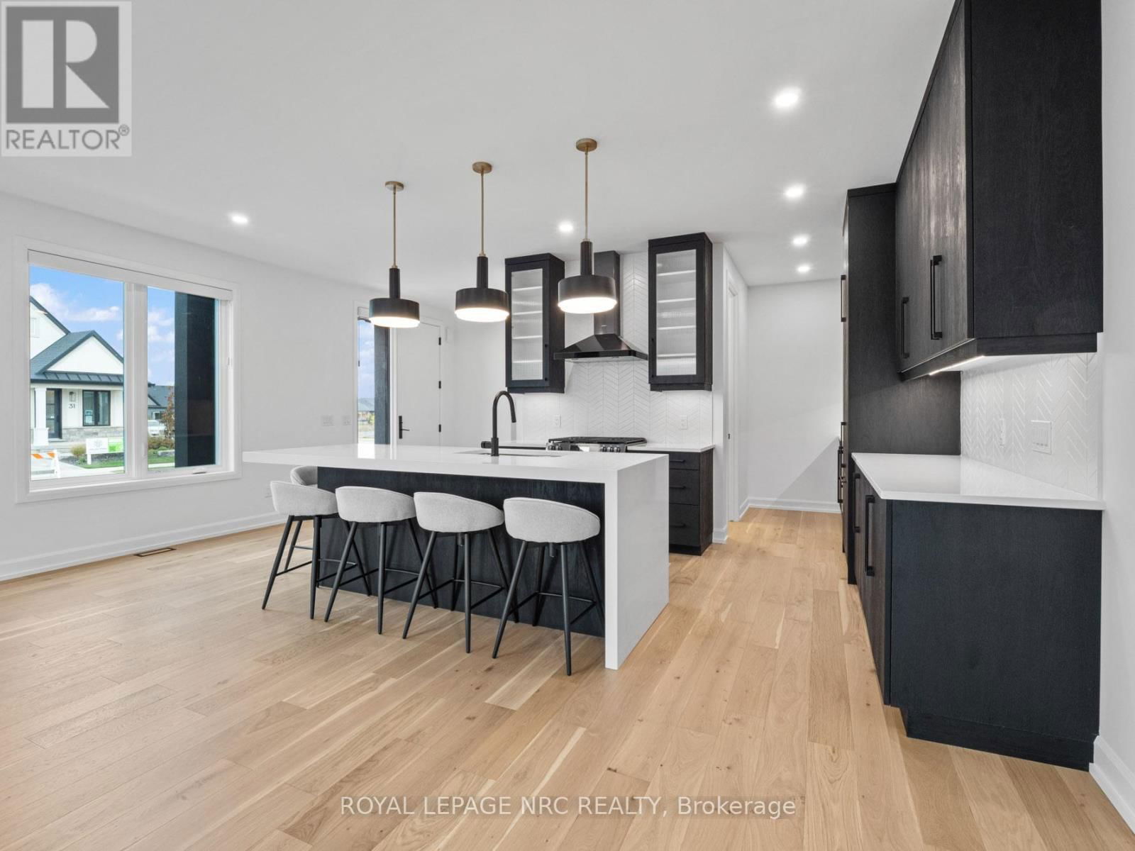 200 KLAGER AVENUE Image 11