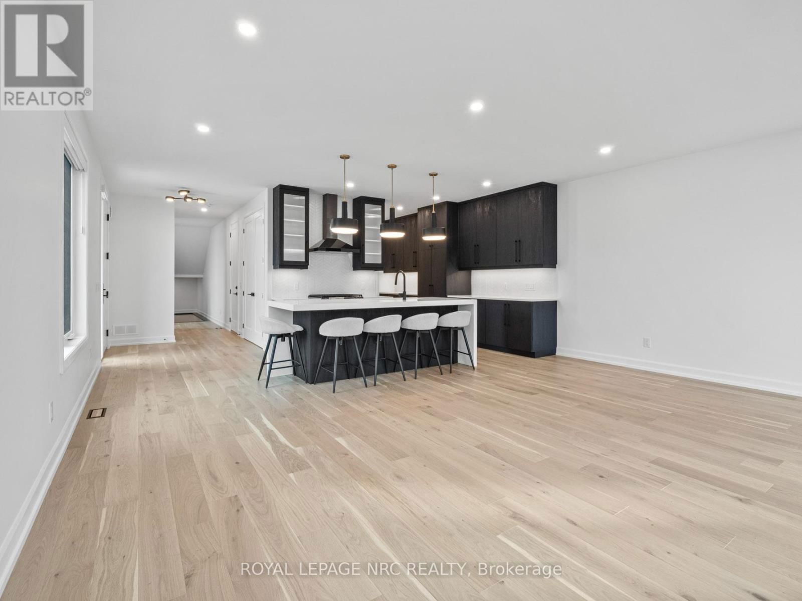 200 KLAGER AVENUE Image 18