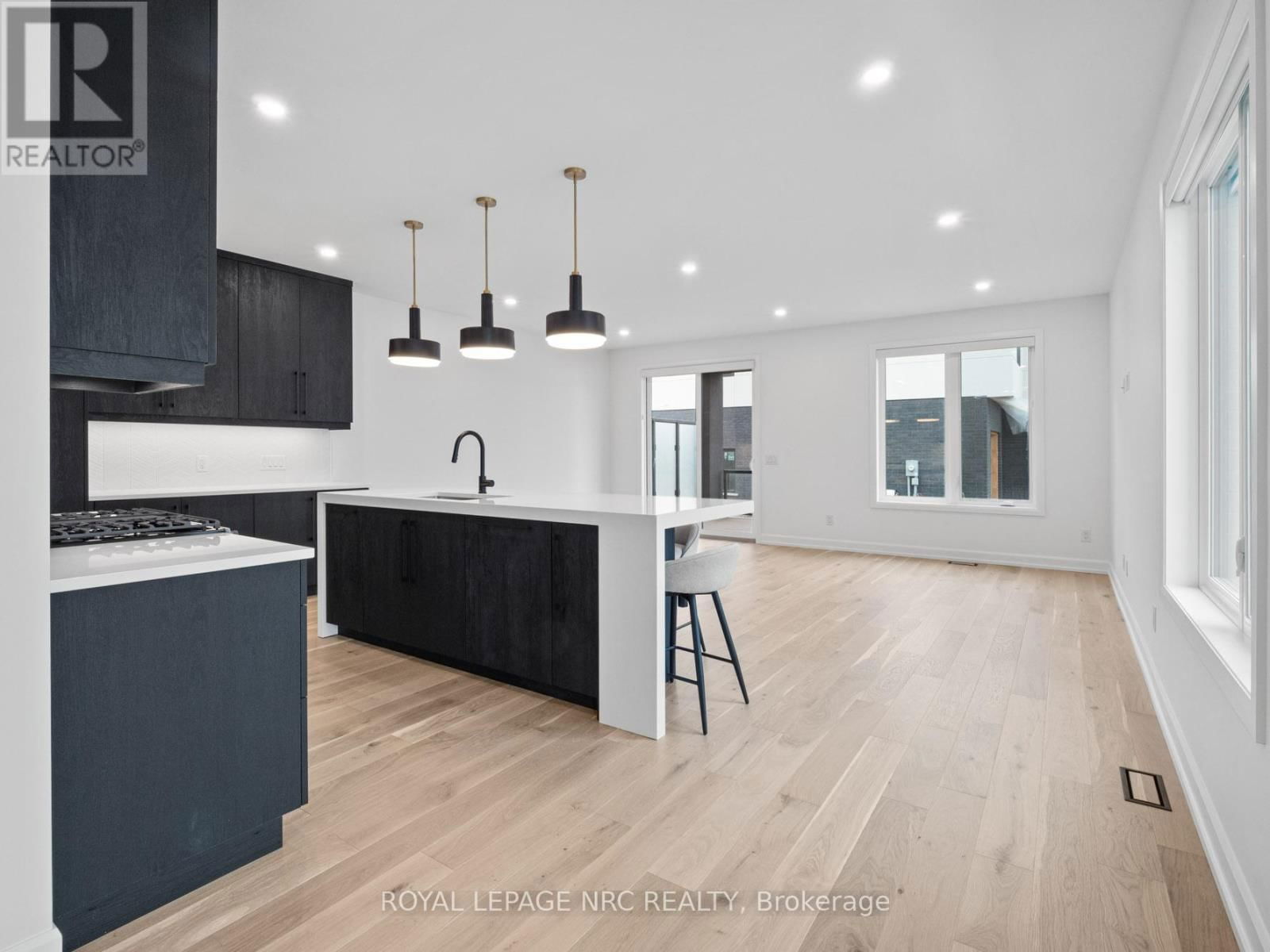 200 KLAGER AVENUE Image 8