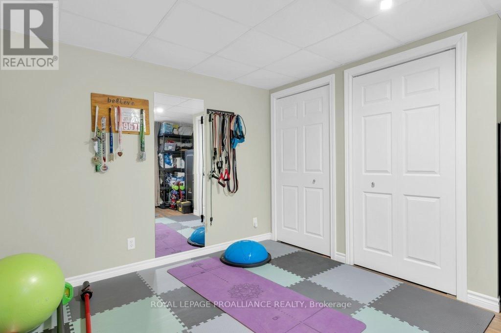 347 DOWNS ROAD Image 27