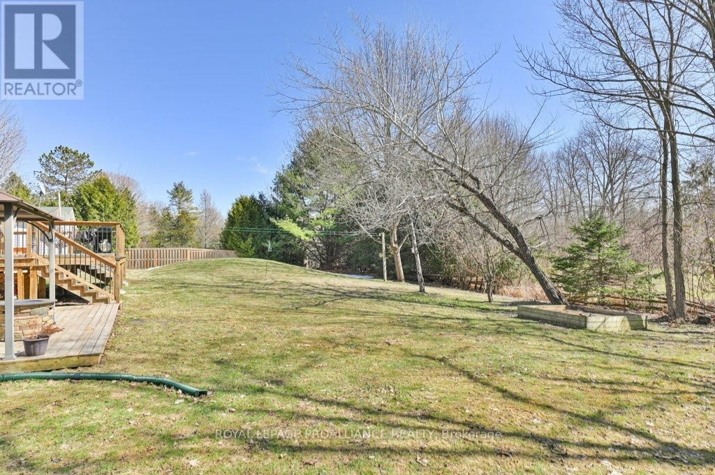 347 DOWNS ROAD Image 38
