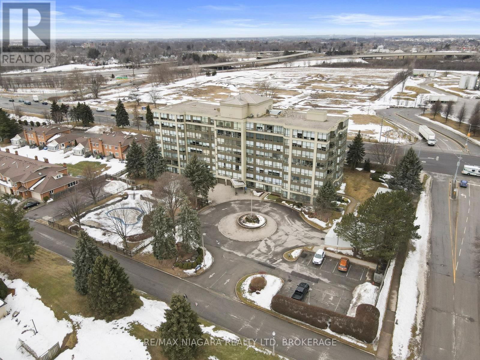 206 - 5100 DORCHESTER ROAD EAST Image 34