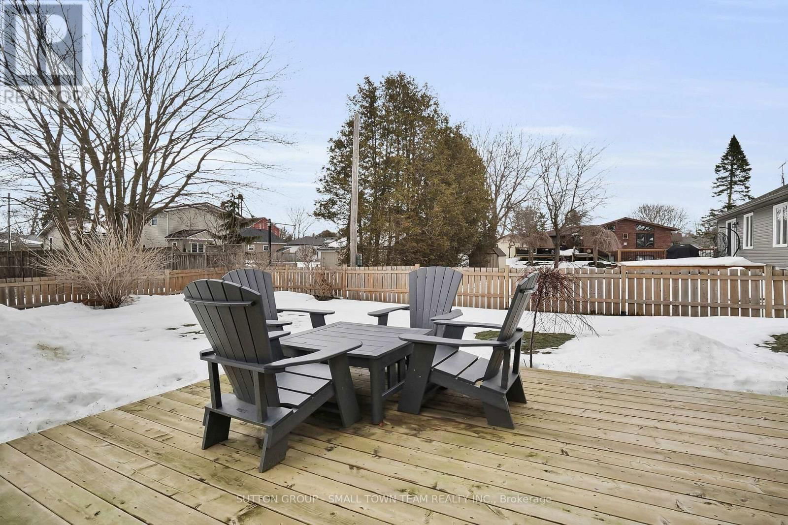 162 ROLAND STREET Image 43
