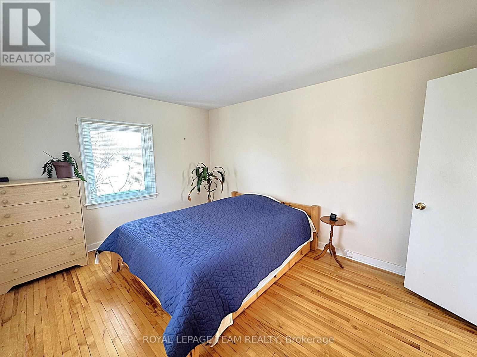 821 EASTBOURNE AVENUE Image 16