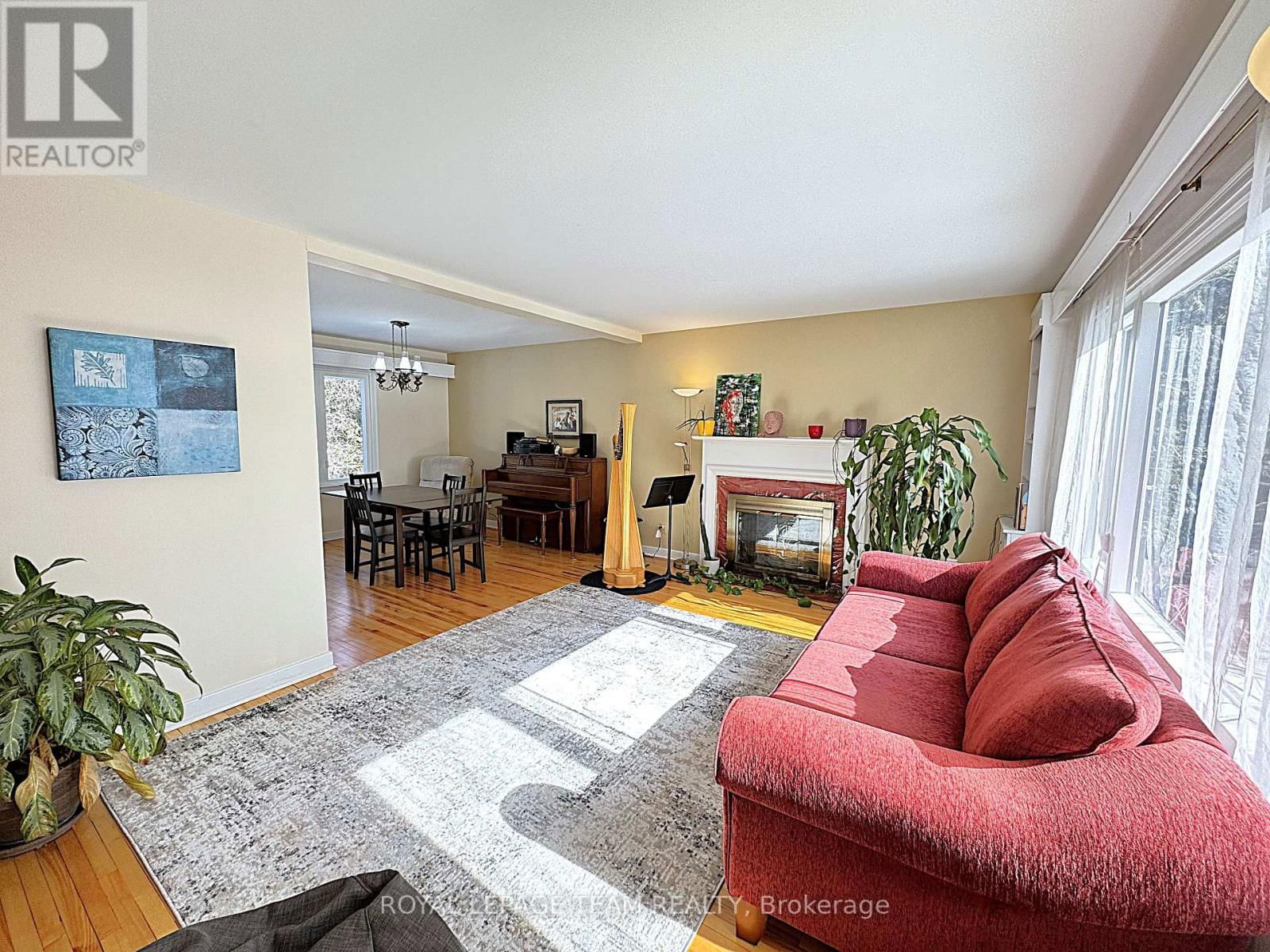 821 EASTBOURNE AVENUE Image 8