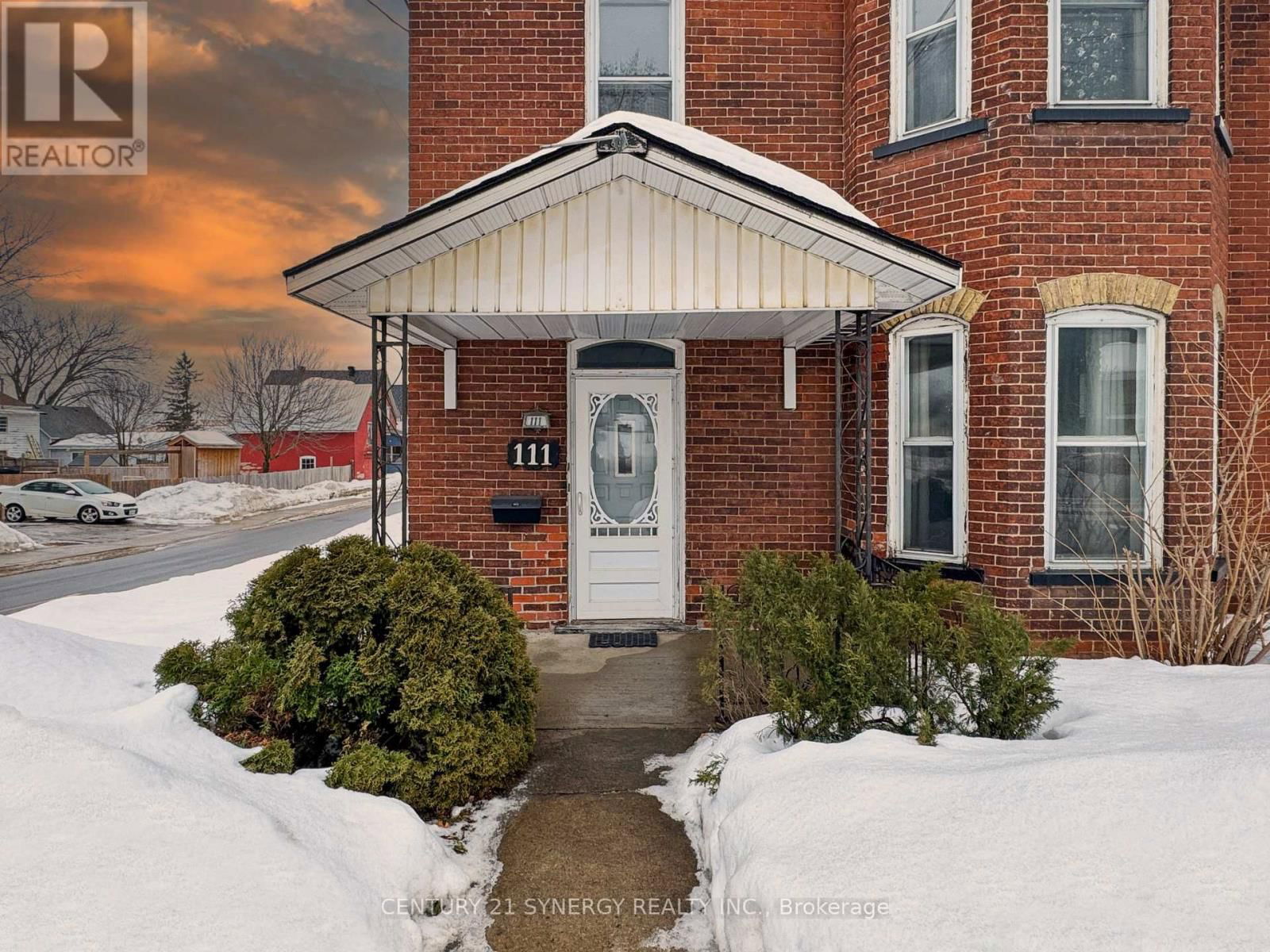 111 BROCKVILLE STREET Image 23