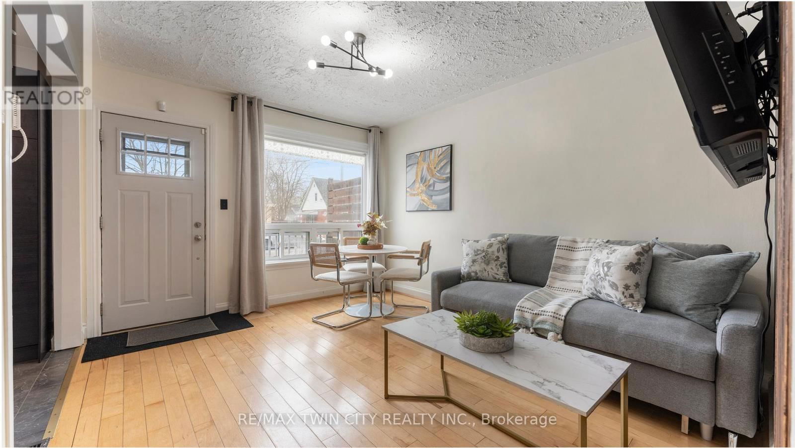 69 LYONS AVENUE Image 14