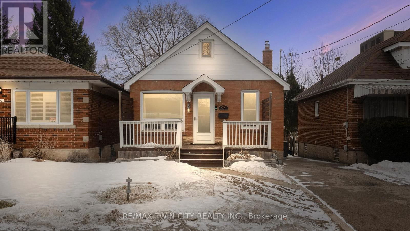 69 LYONS AVENUE Image 2