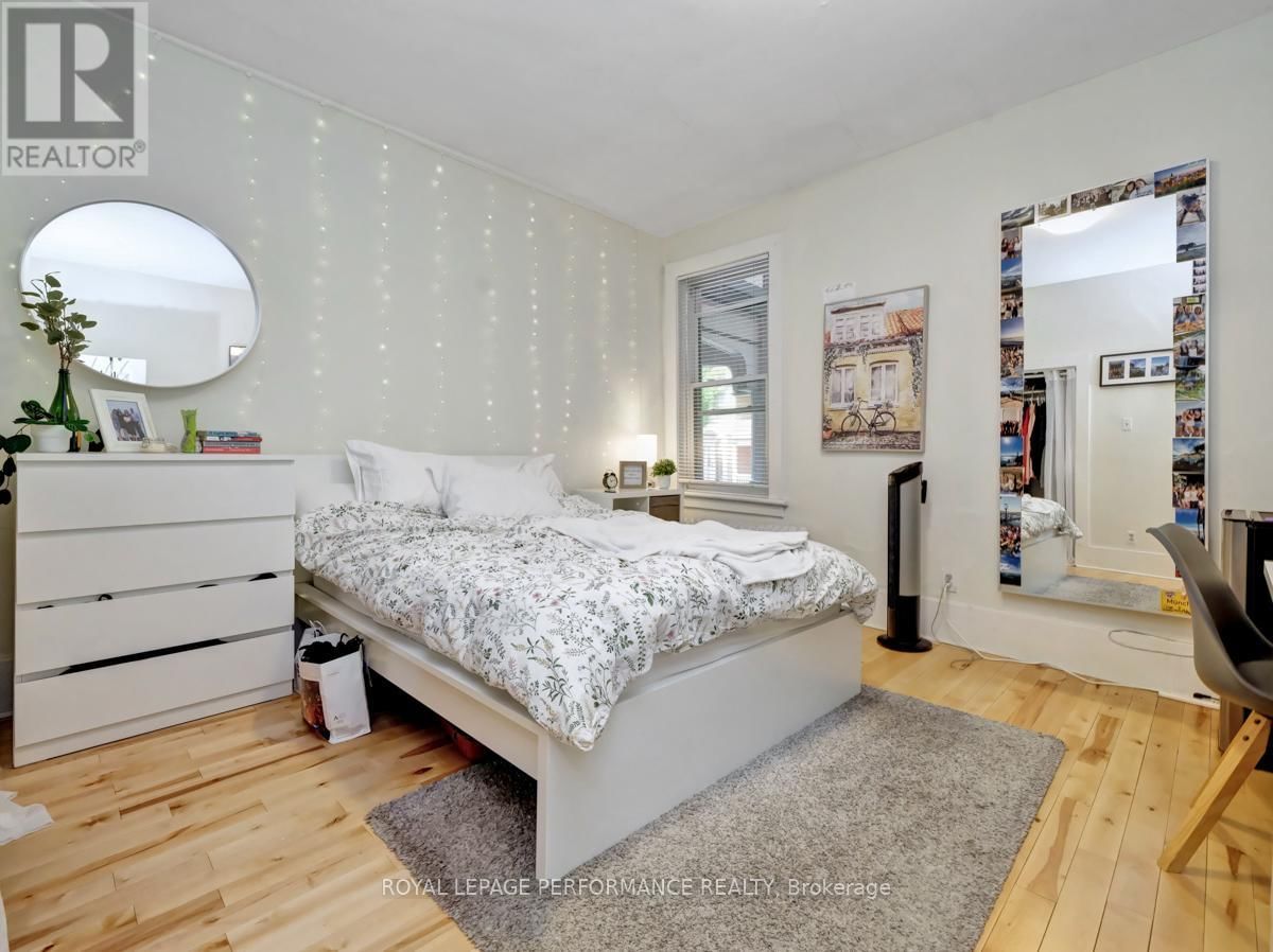 342 FRANK STREET Image 15