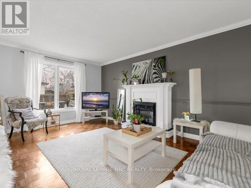 358 GRANTHAM AVENUE Image 8