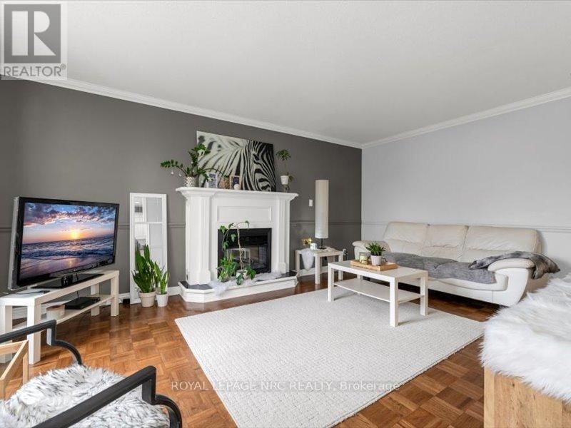 358 GRANTHAM AVENUE Image 9