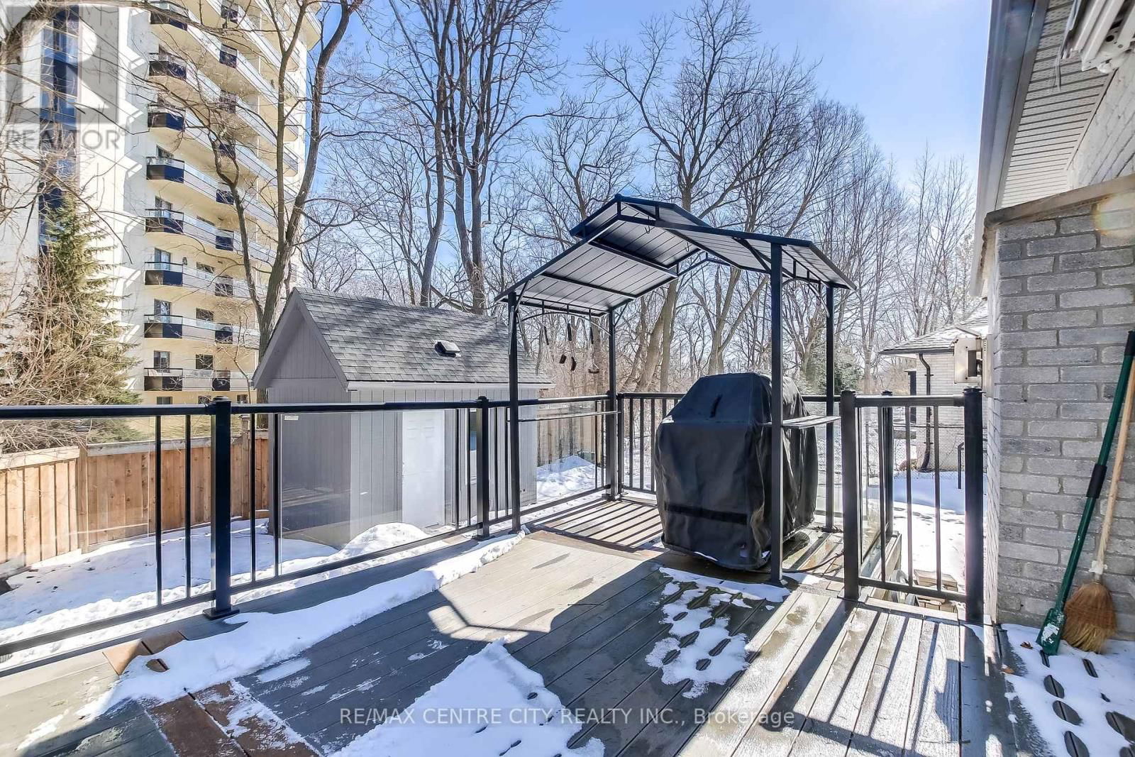 50 EXMOOR PLACE SOUTH Image 35
