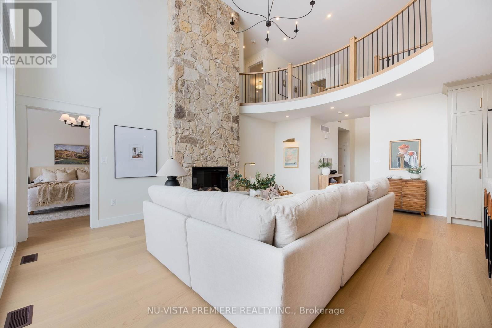 146 HARVEST LANE Image 19