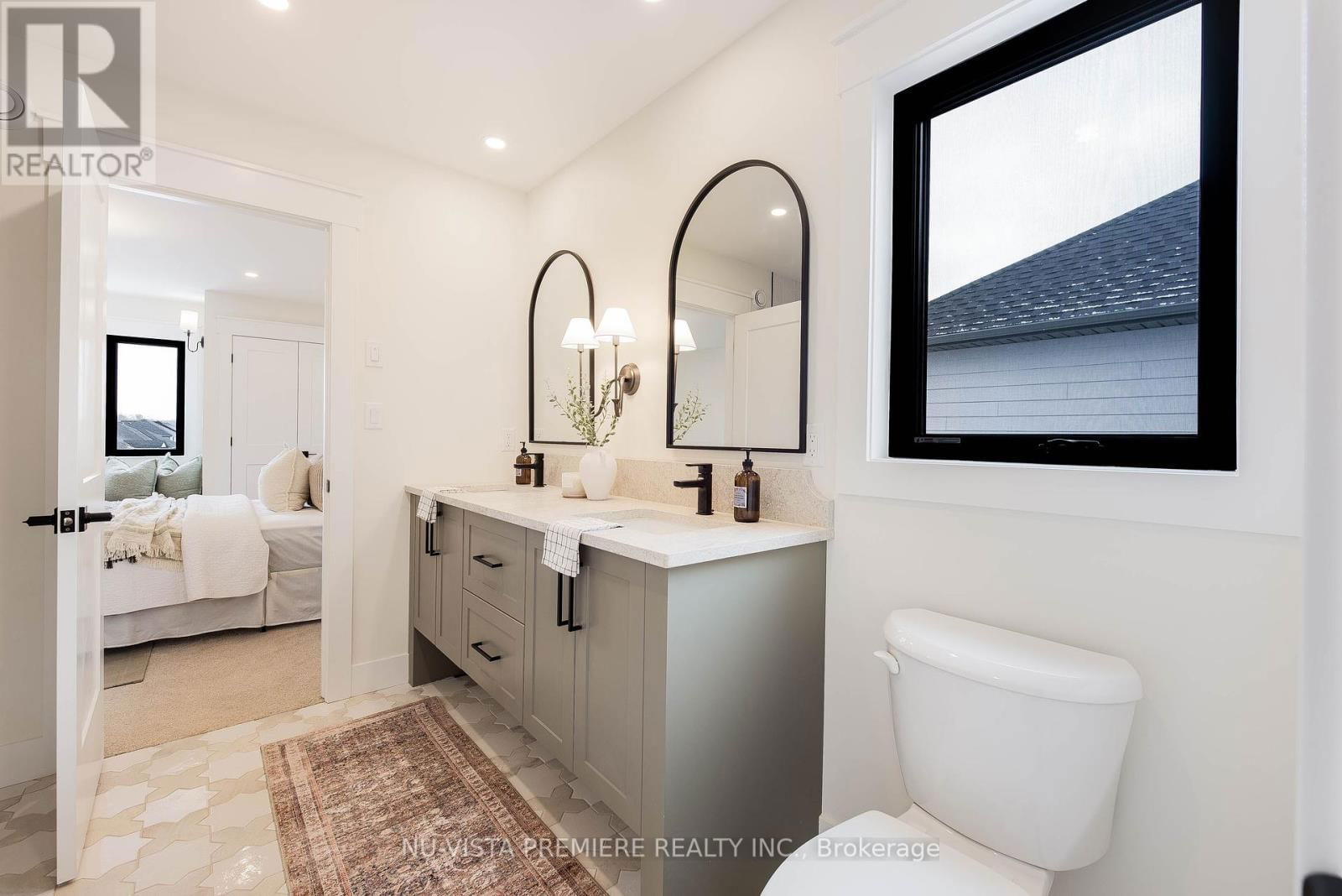 146 HARVEST LANE Image 36