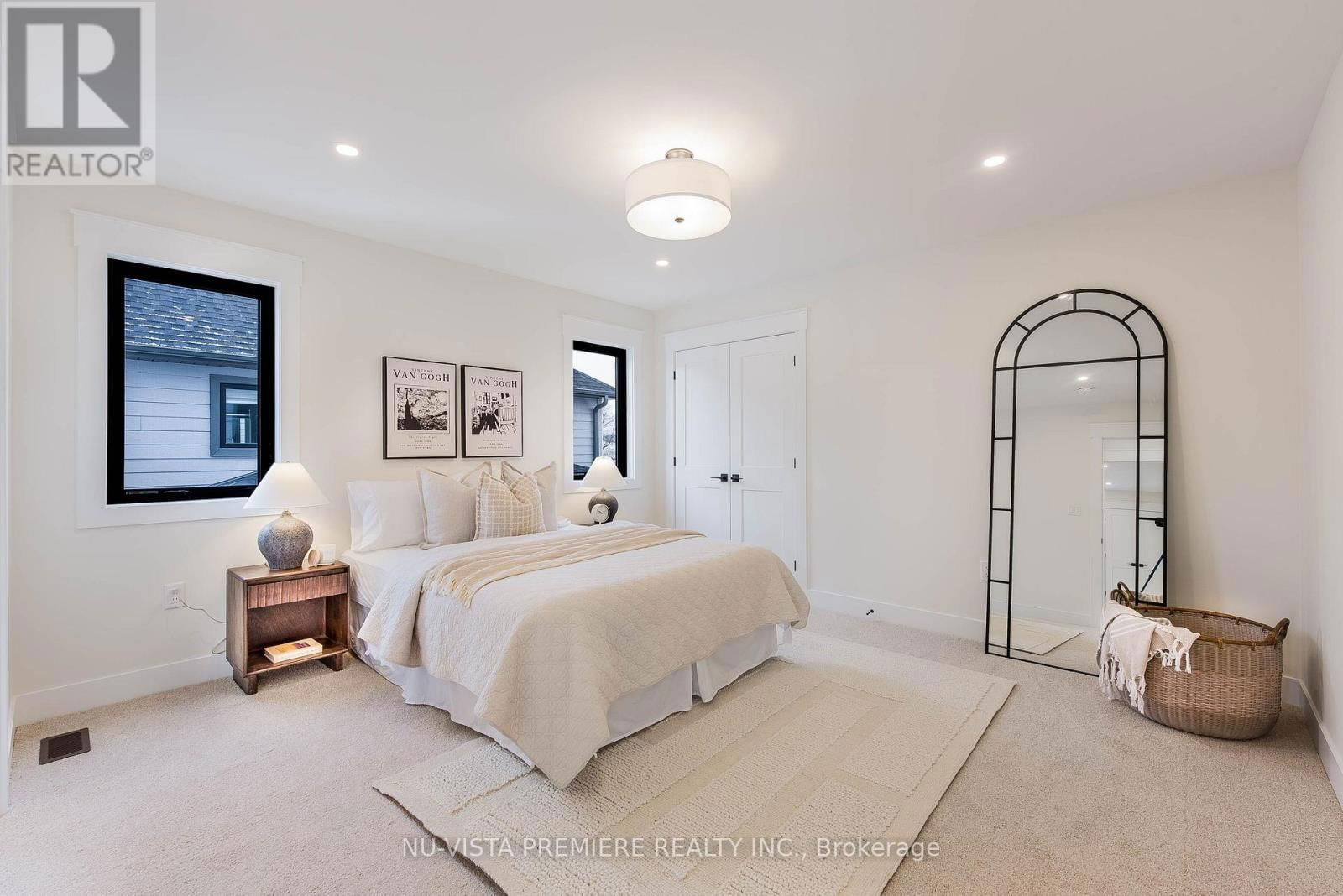 146 HARVEST LANE Image 38