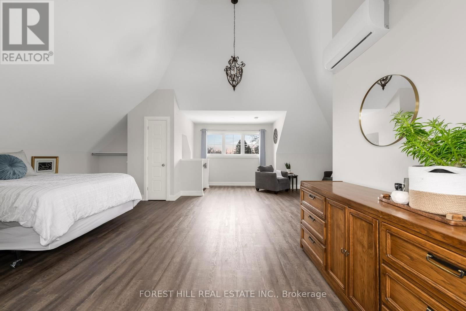 3756 NINTH STREET Image 8