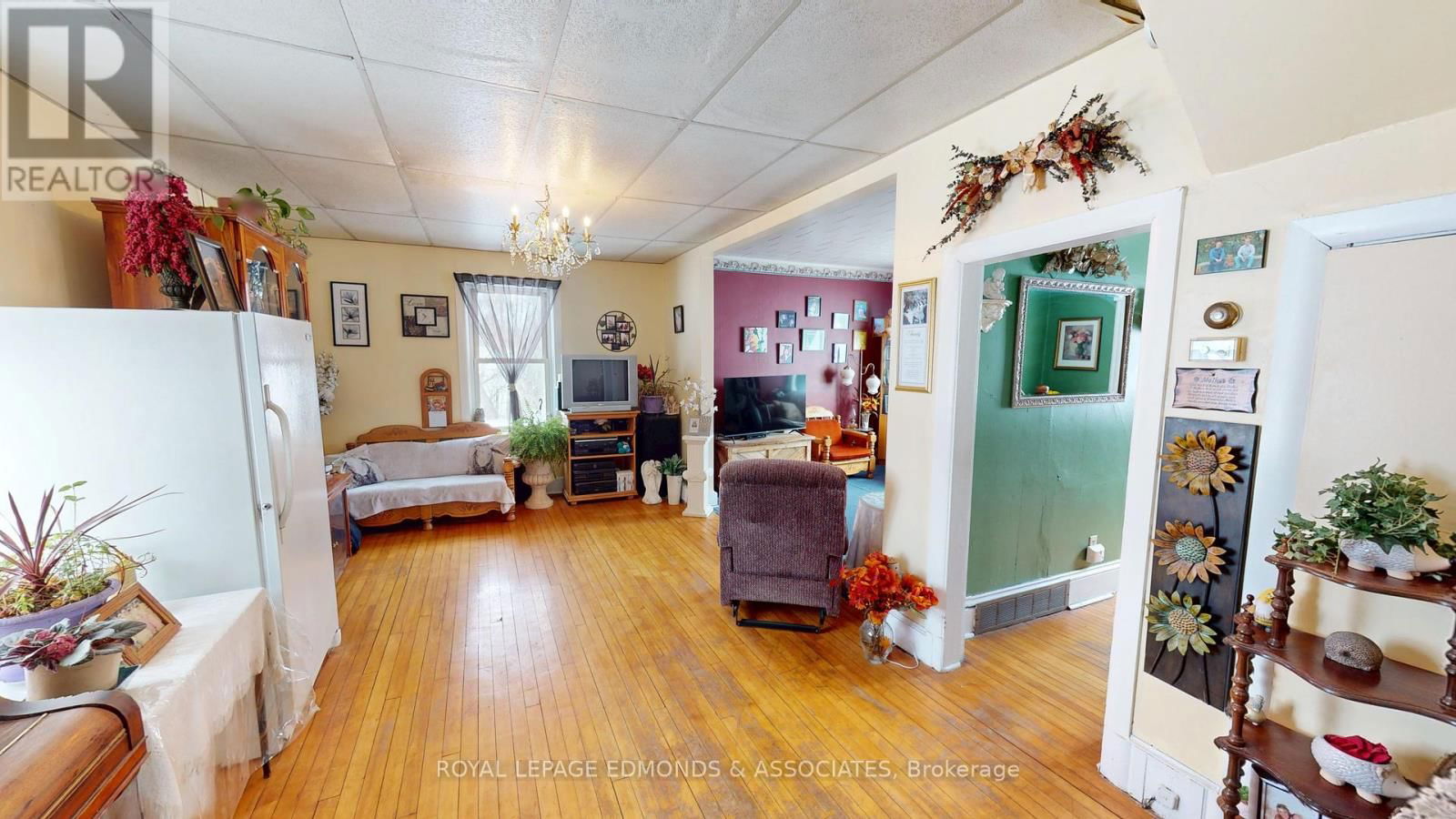 315 BEACHBURG ROAD Image 14