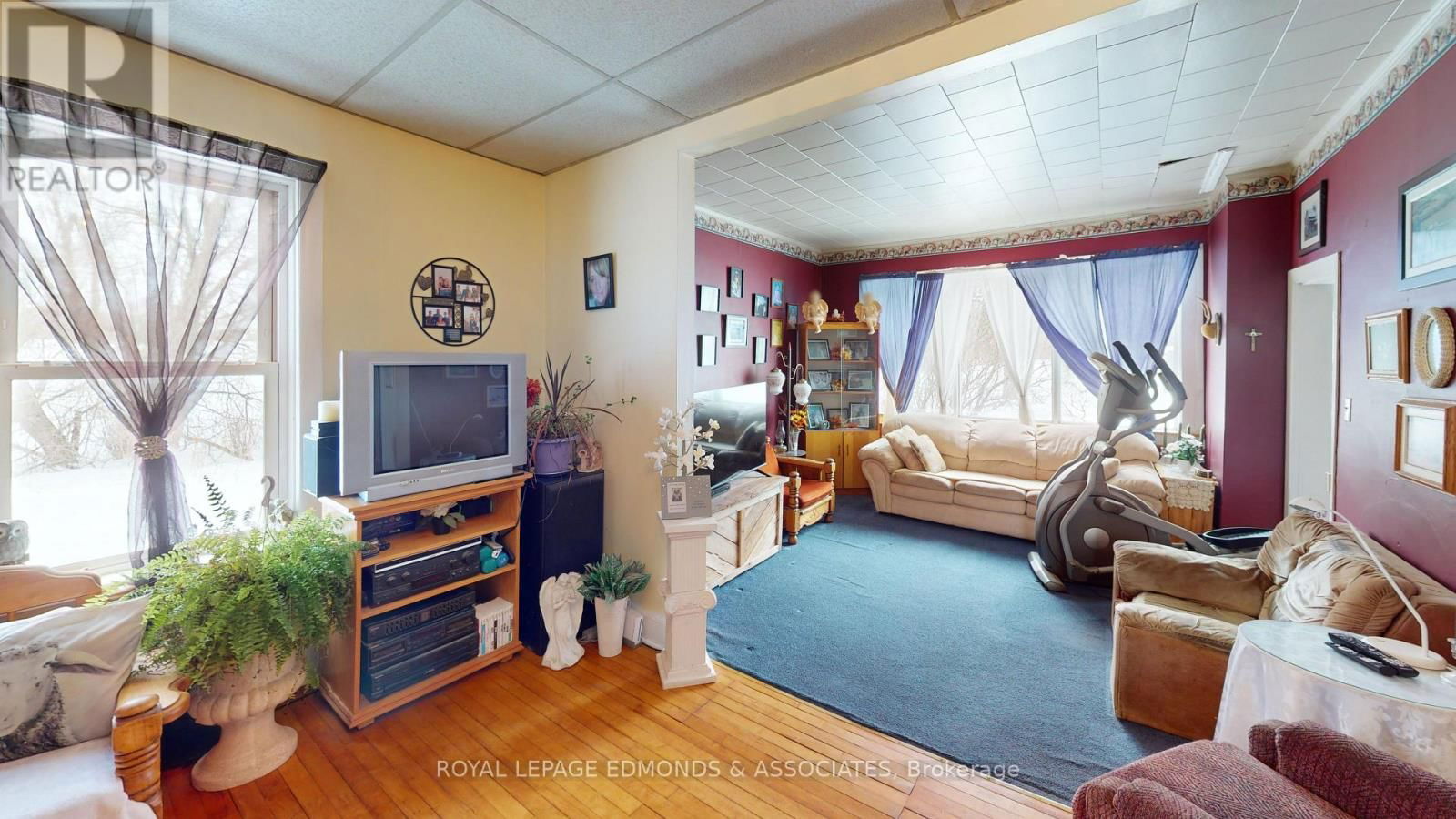 315 BEACHBURG ROAD Image 17