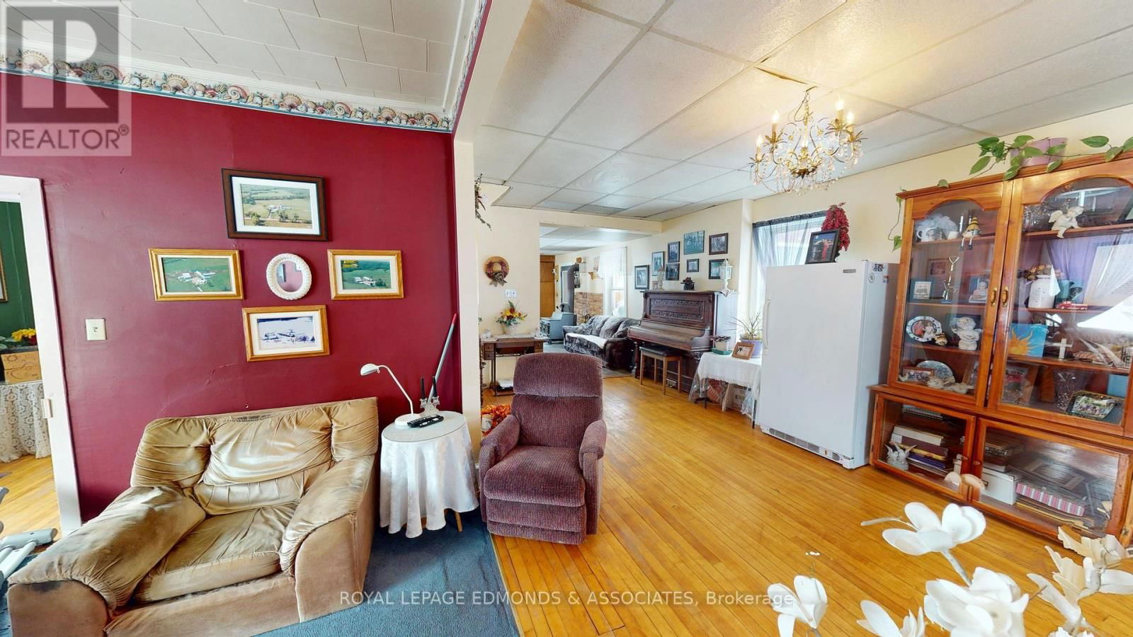315 BEACHBURG ROAD Image 18