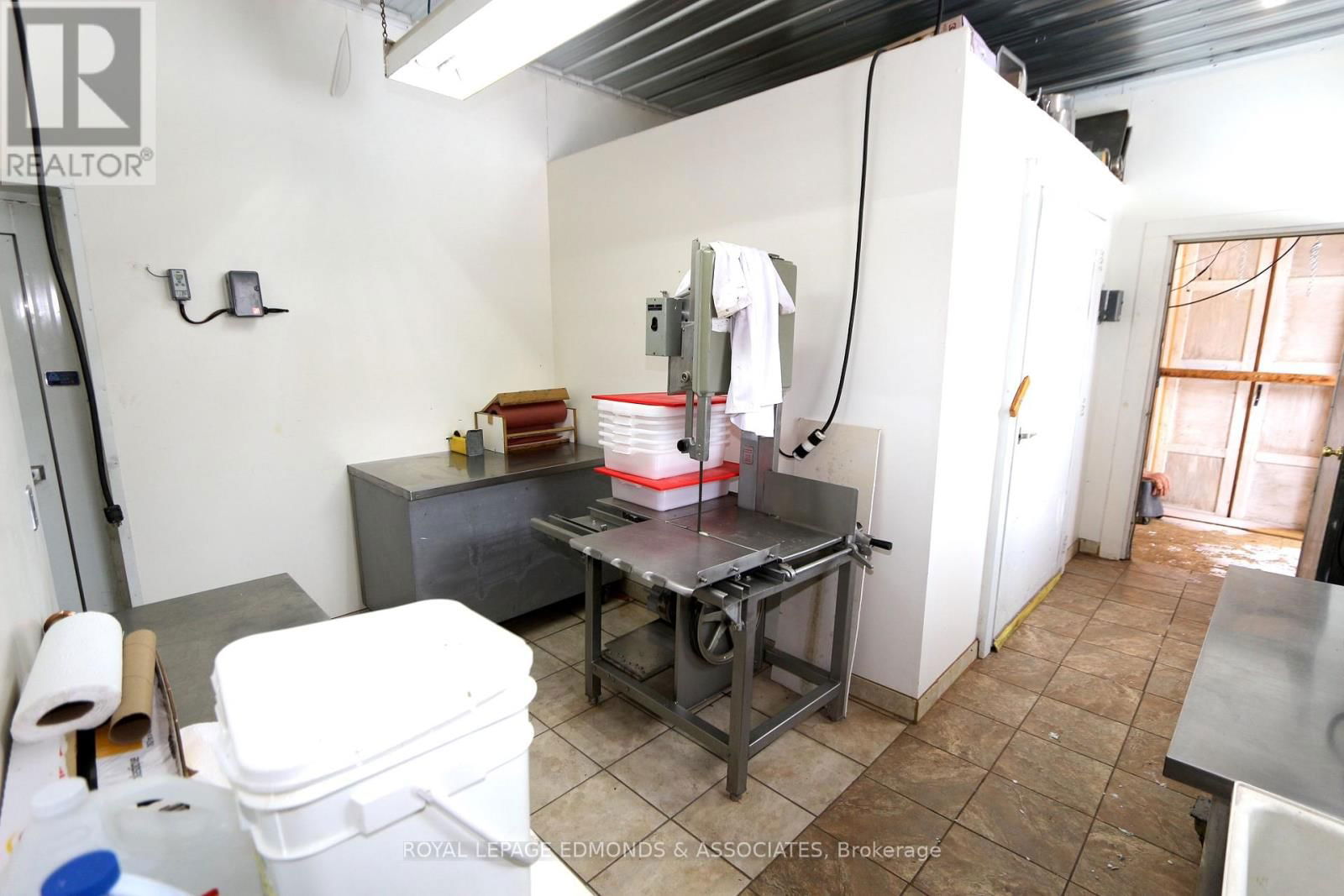 315 BEACHBURG ROAD Image 33