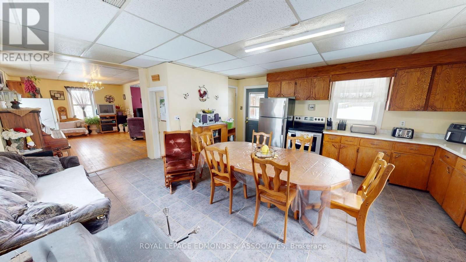 315 BEACHBURG ROAD Image 9