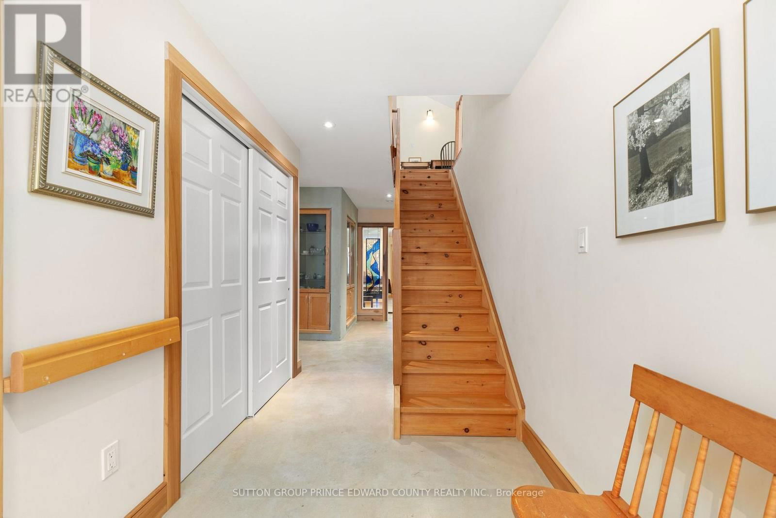 4 CARLA COURT Image 11