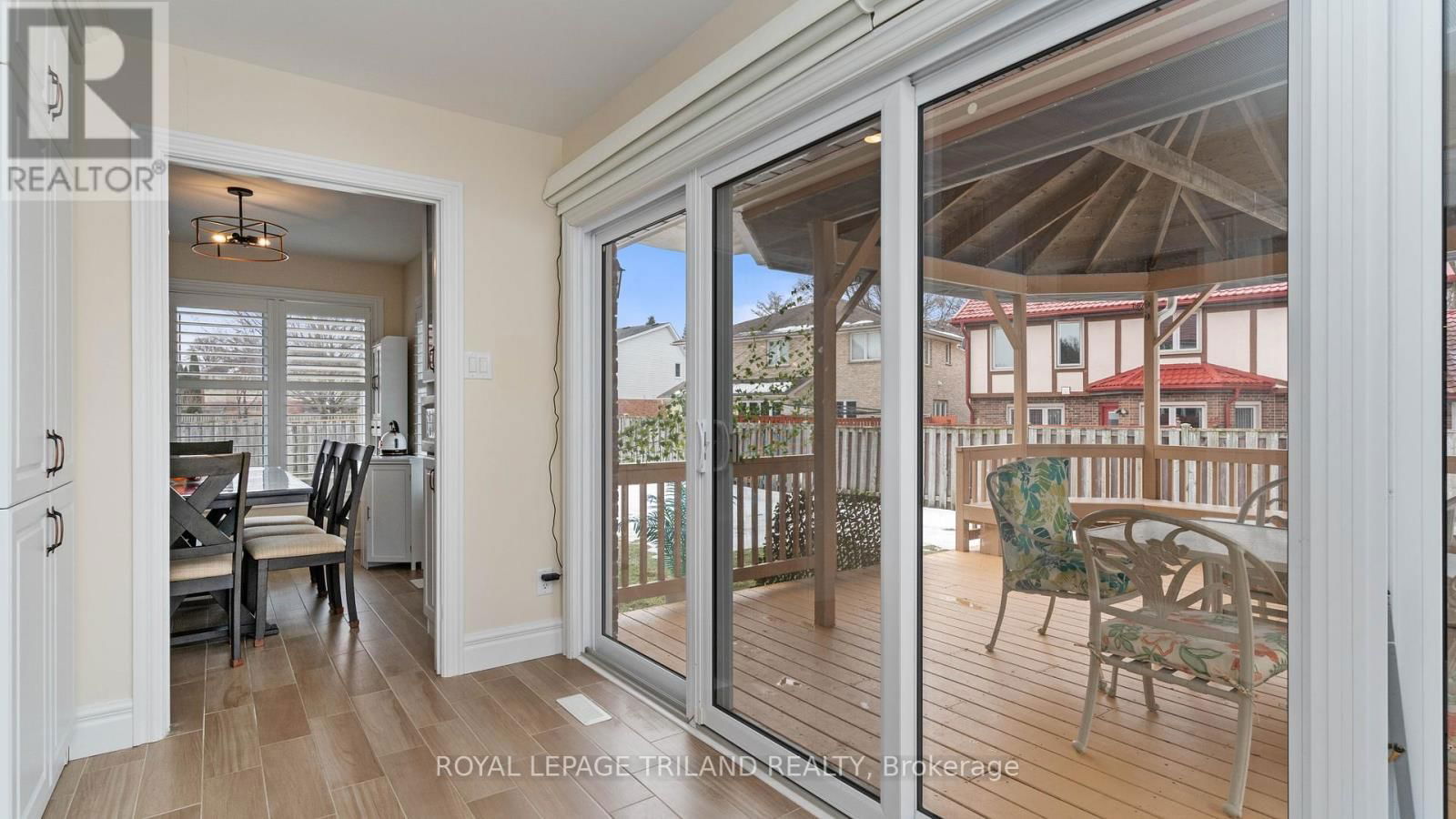 102 MASONVILLE COURT Image 16