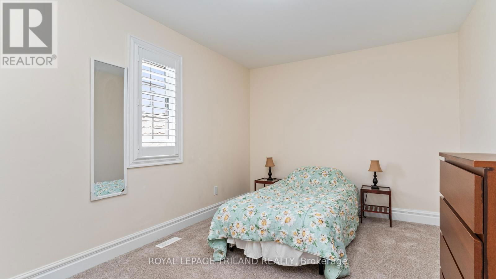 102 MASONVILLE COURT Image 33