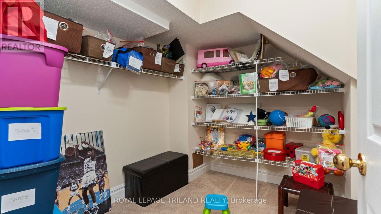 102 MASONVILLE COURT Image 40